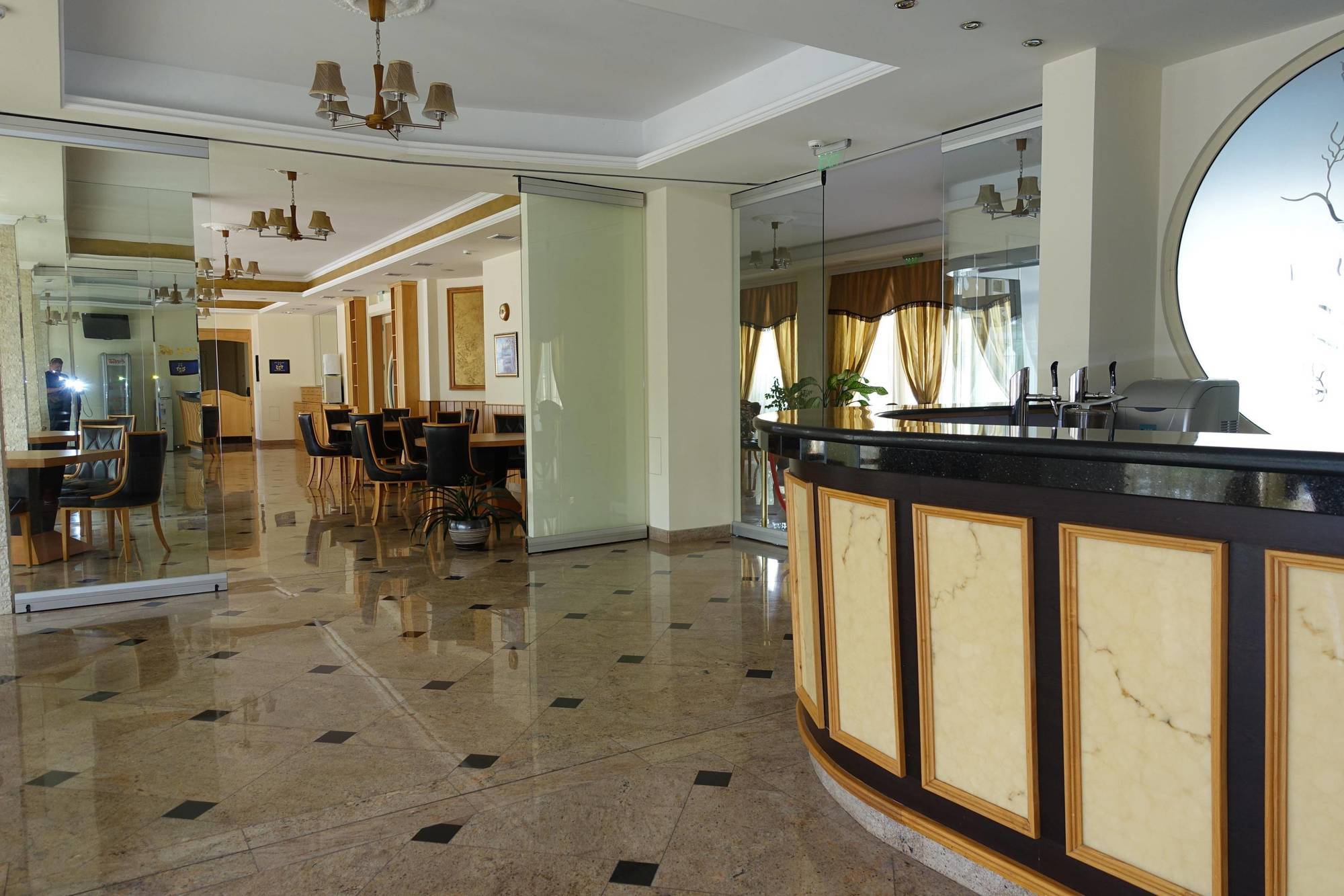 Hotel Incognito Pomorie - All Inclusive Light Esterno foto