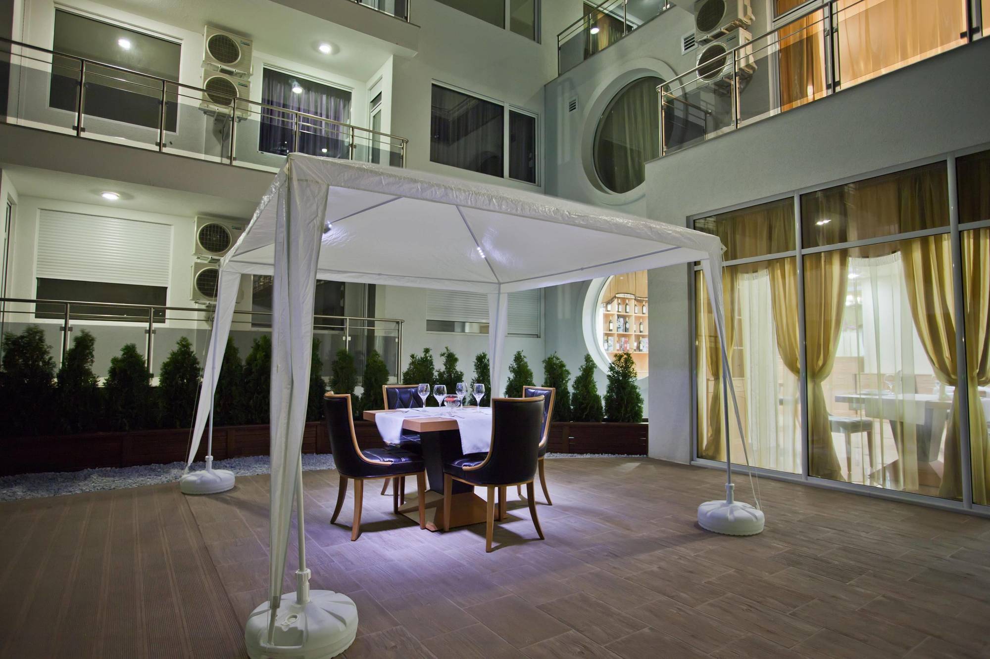 Hotel Incognito Pomorie - All Inclusive Light Esterno foto